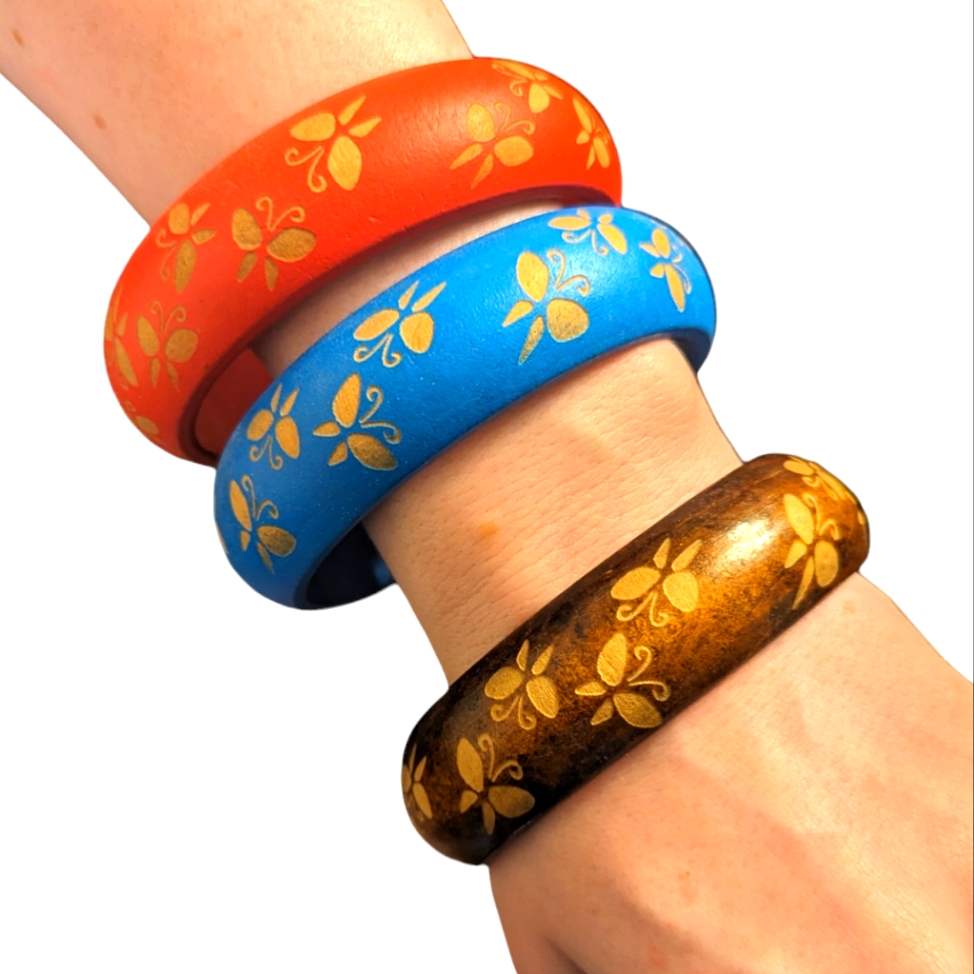 3 Wooden Bangle Bracelets With Butterfly Pattern 26$